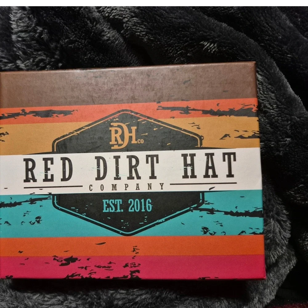 Red Dirt Hat Co. Bifold Wallet Genuine Leather Aztec Pattern NEW Men's Gift